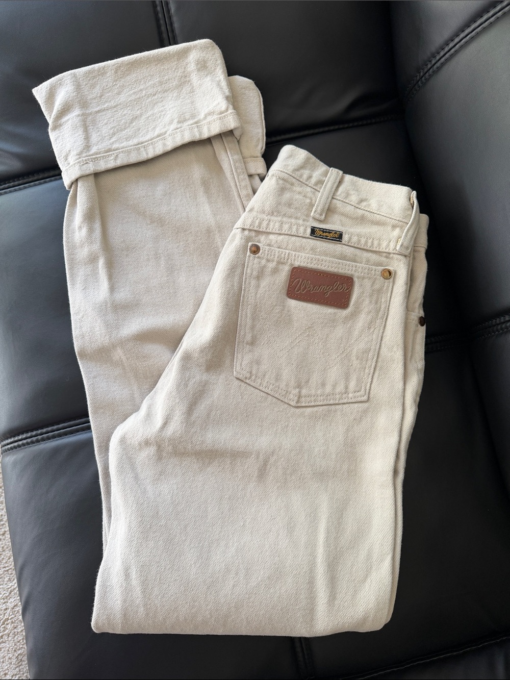 Wrangler Neutral Cream Denim Jeans with Leather Patch - Picture 6 of 6